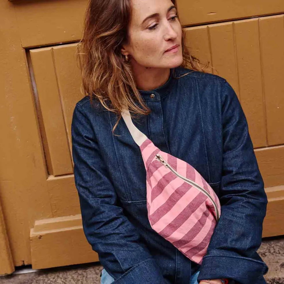 banane_rayures_bordeaux_f_0.webp Banane Rayures Bordeaux Flamingo - Rose In April