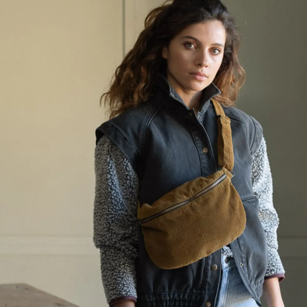 banane_velours_ambre__mar_0.webp Banane Velours Ambre - Marlot Paris