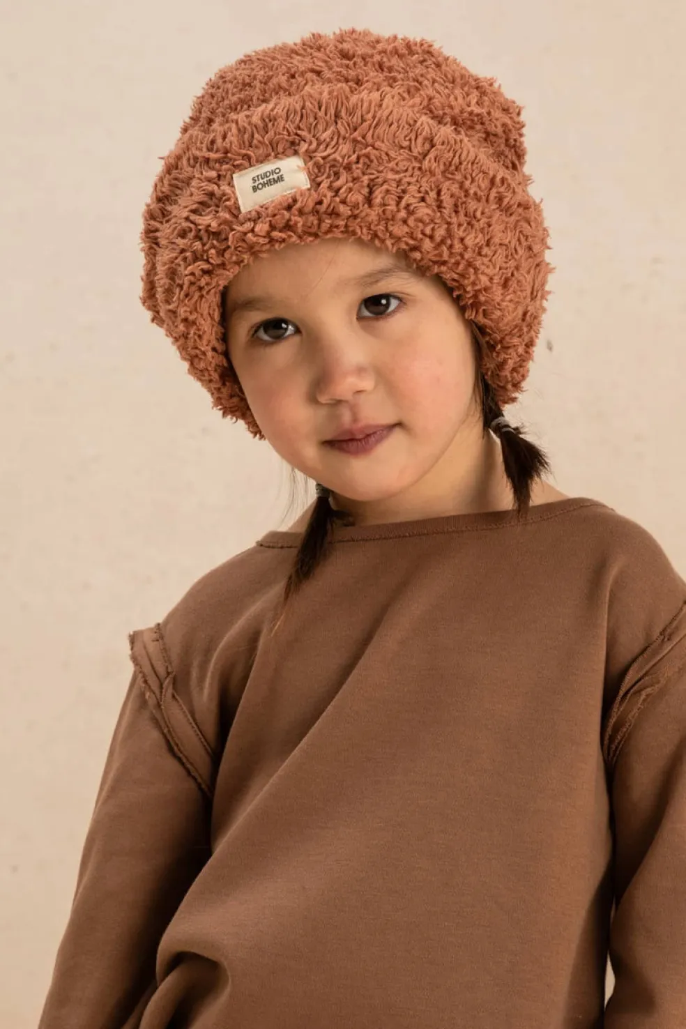 bonnet_mouton_vieux_rose__1.webp Bonnet Mouton Vieux Rose - Studio Bohème