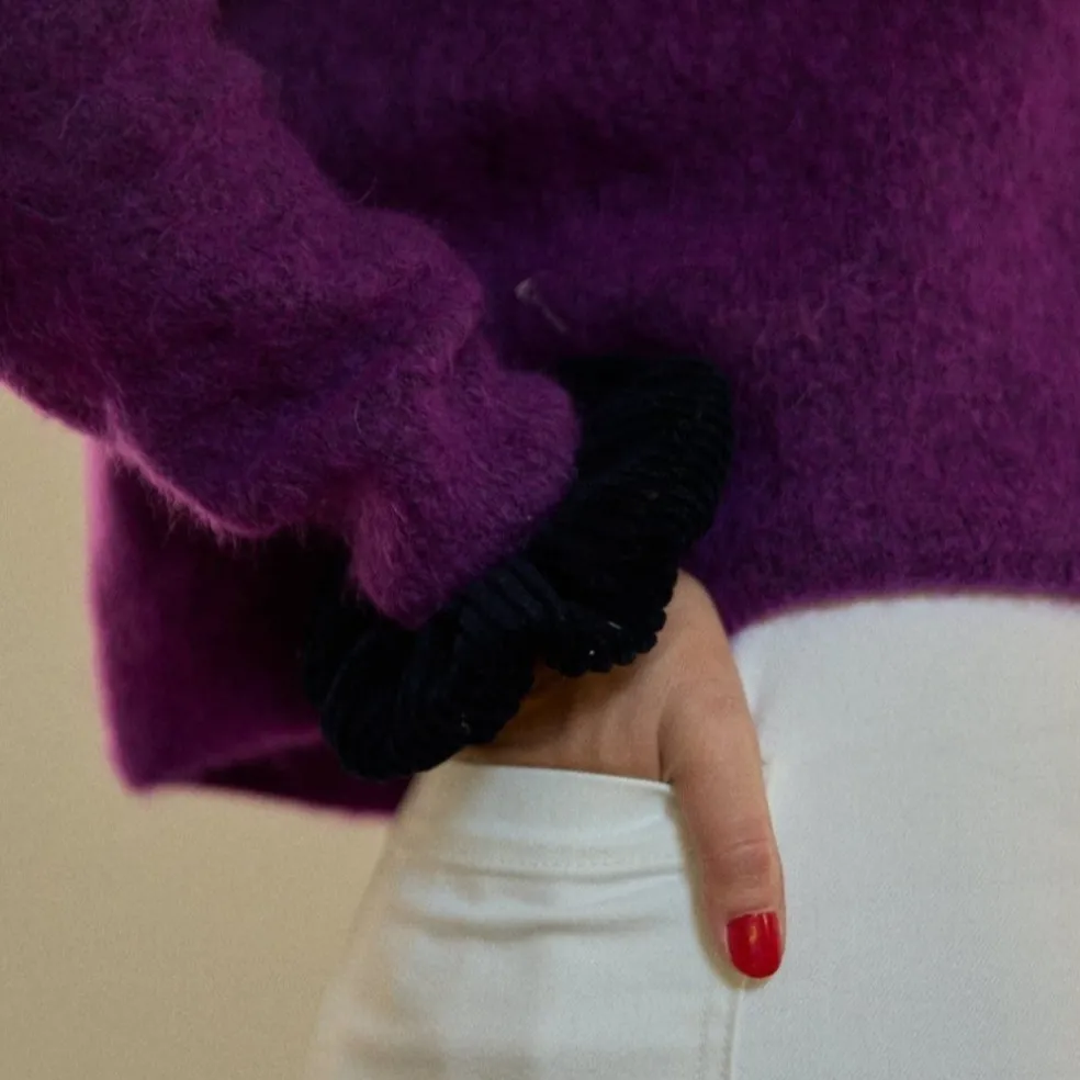 chouchou_velours_bleu_mar_0.webp Chouchou Velours Bleu Marine - Gabrielle Paris