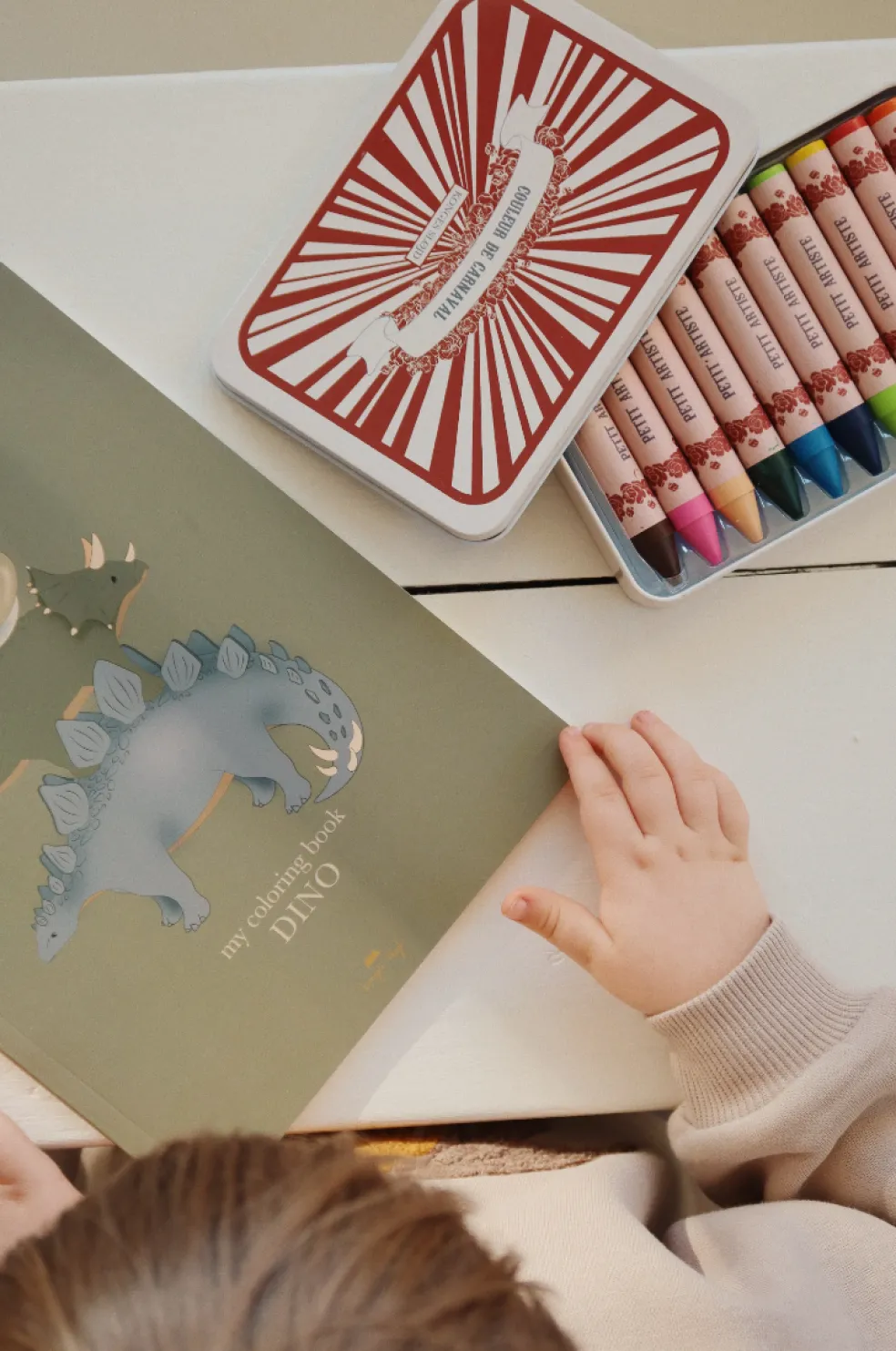 crayons_cire_dabeille_cir_1.webp Crayons Cire d'Abeille Circus - Konges Slojd