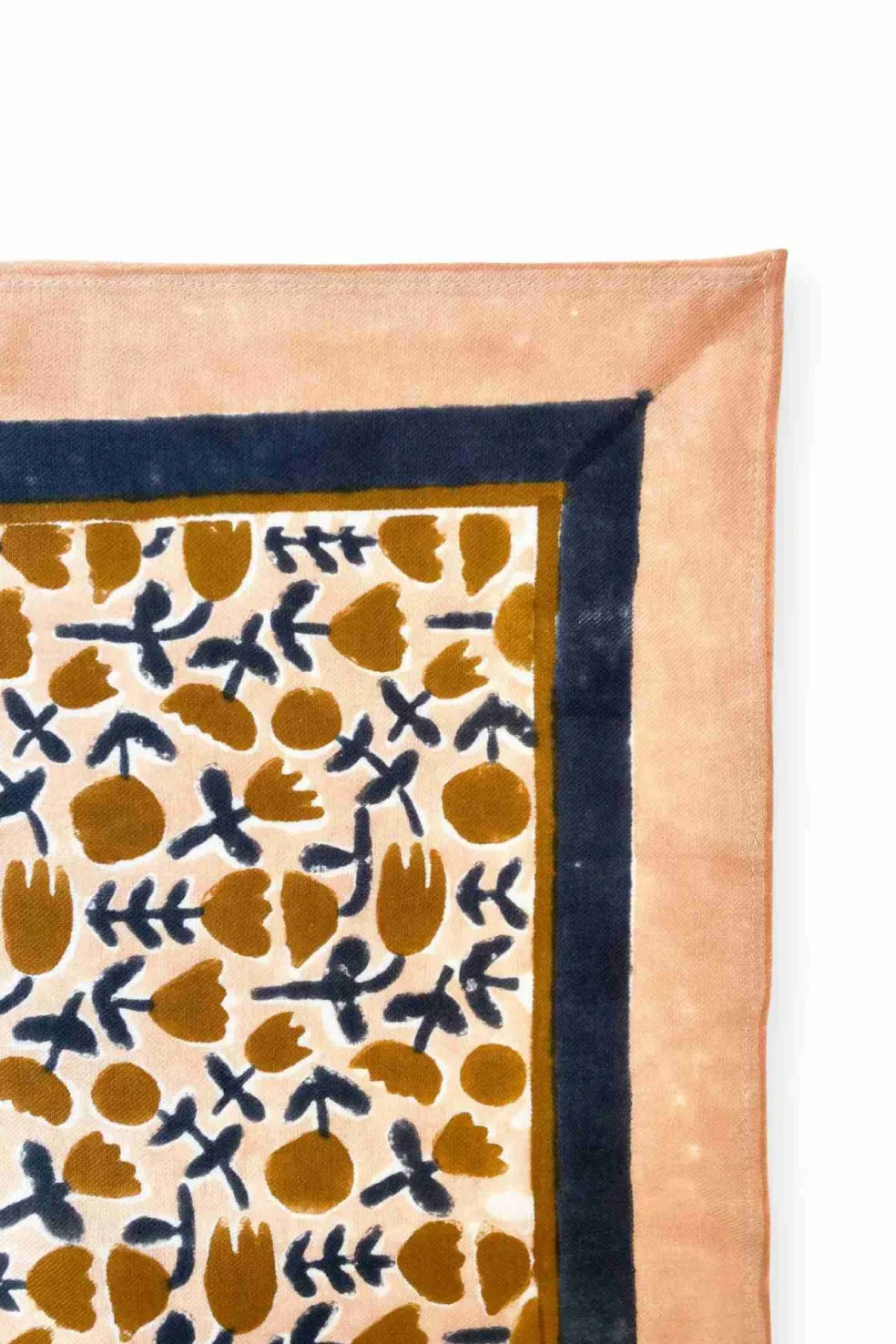 foulard_manika_tulipe_mac_2.webp Foulard Manika Tulipe Macadamia - Apaches Collections