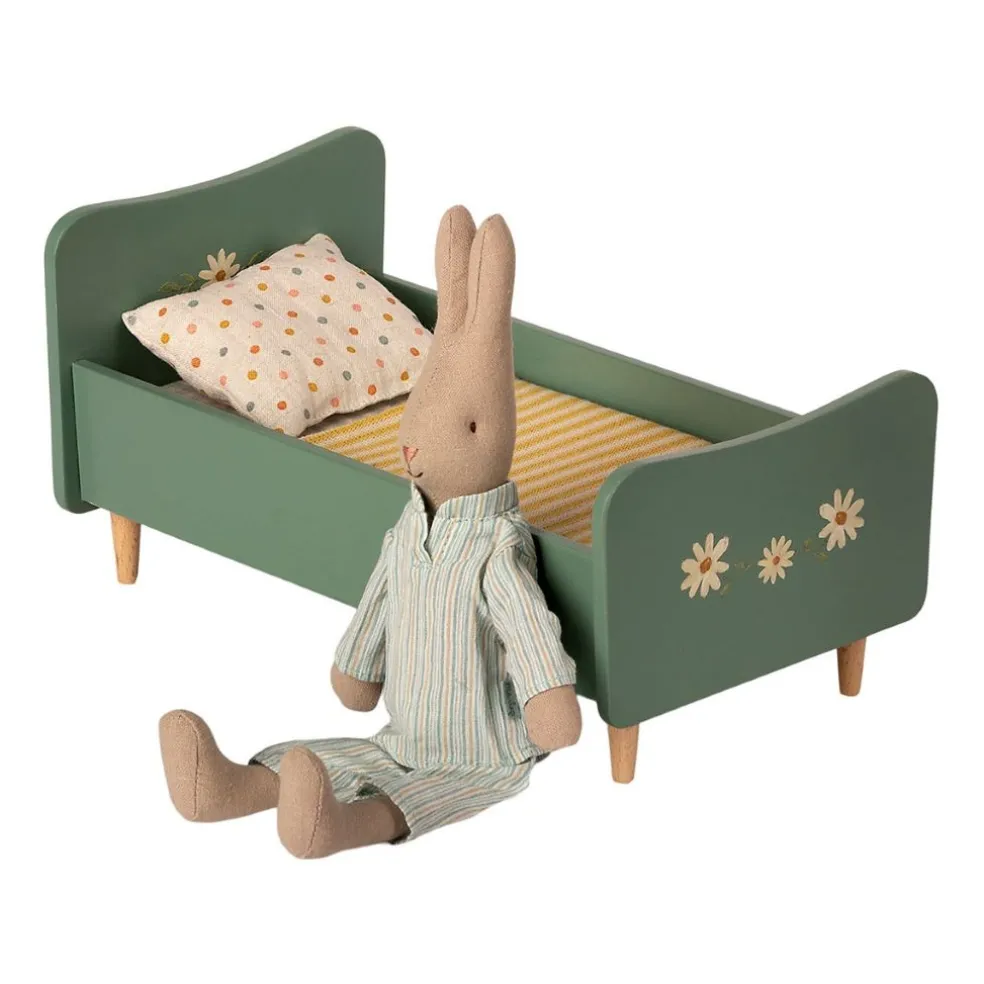 lit_en_bois_vert__maileg_0.webp Lit en Bois Vert - Maileg