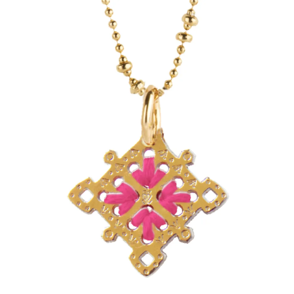 pendentif_amulette_losang_0-2.webp Pendentif Amulette Losange Or Rose Fluo - Camille Enrico
