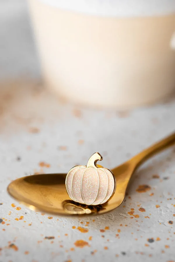 Pin's Citrouille Rose - All the Ways to Say