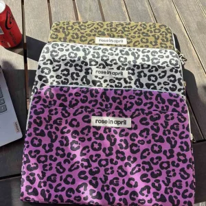 Pochette Ordinateur Octave Graou Olive - Rose In April