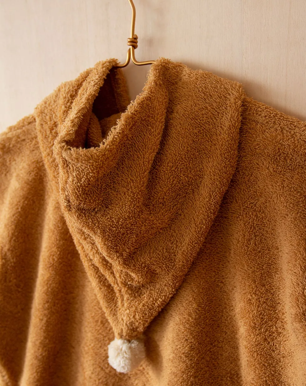 poncho_de_bain_caramel__n_1.webp Poncho de Bain Caramel - Nobodinoz