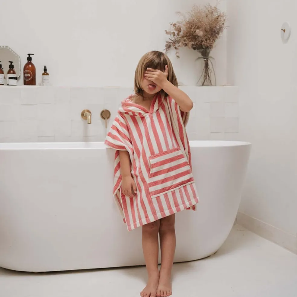 poncho_suzon_rayures_stra_2.webp Poncho Suzon Rayures Strawberry - Rose In April