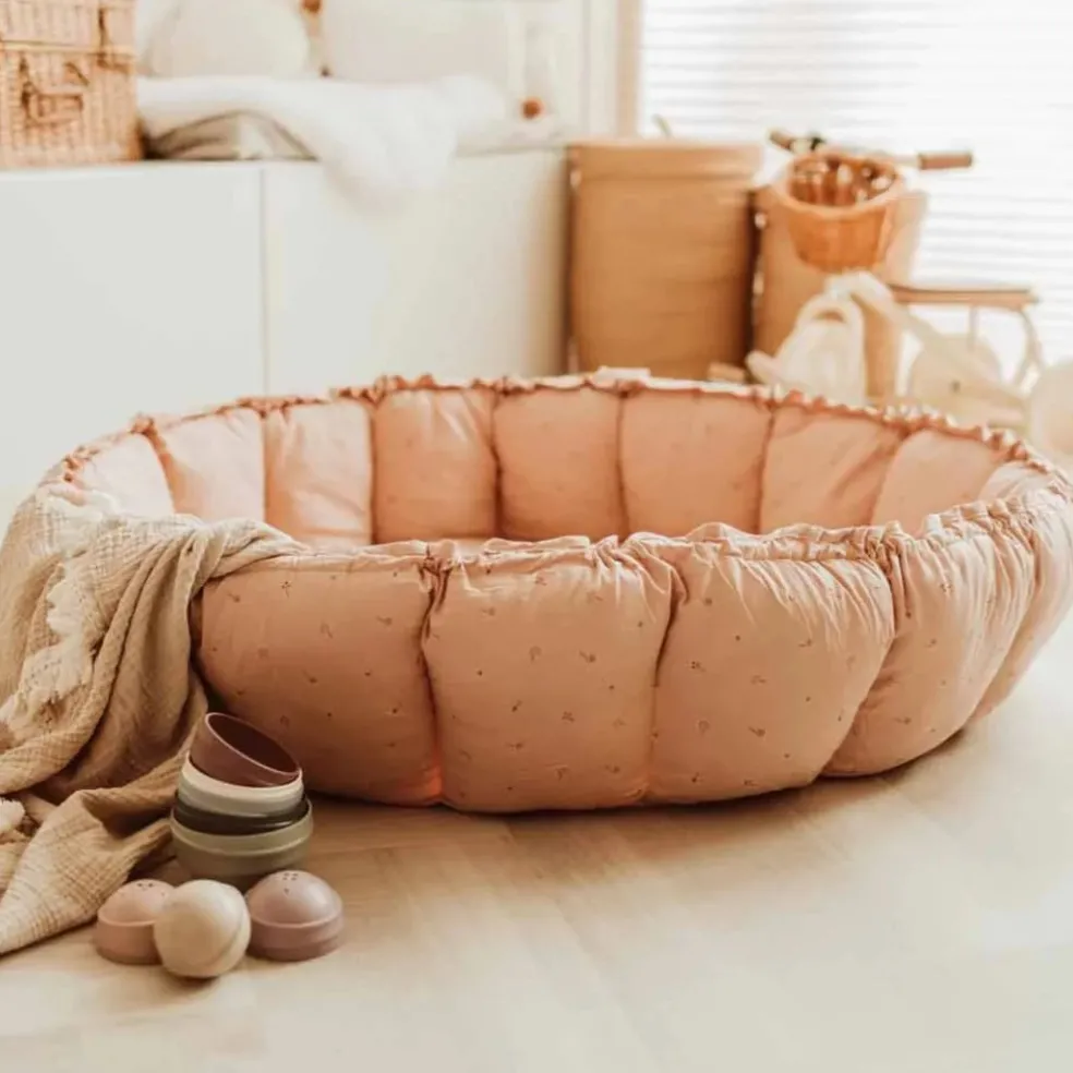 tapis_deveil_contour_rele_0-1.webp Tapis d'Eveil Contour Relevable Bloom Fleuri - Play and Go