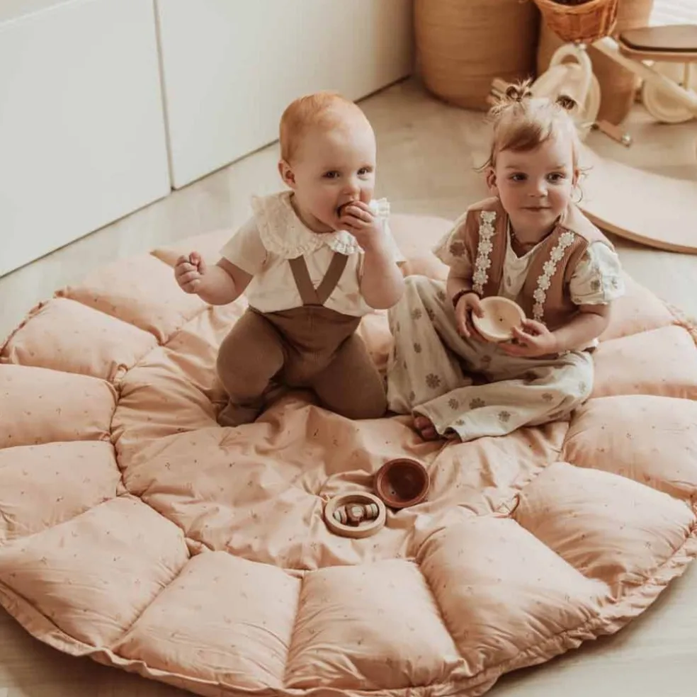 tapis_deveil_contour_rele_7.webp Tapis d'Eveil Contour Relevable Bloom Fleuri - Play and Go