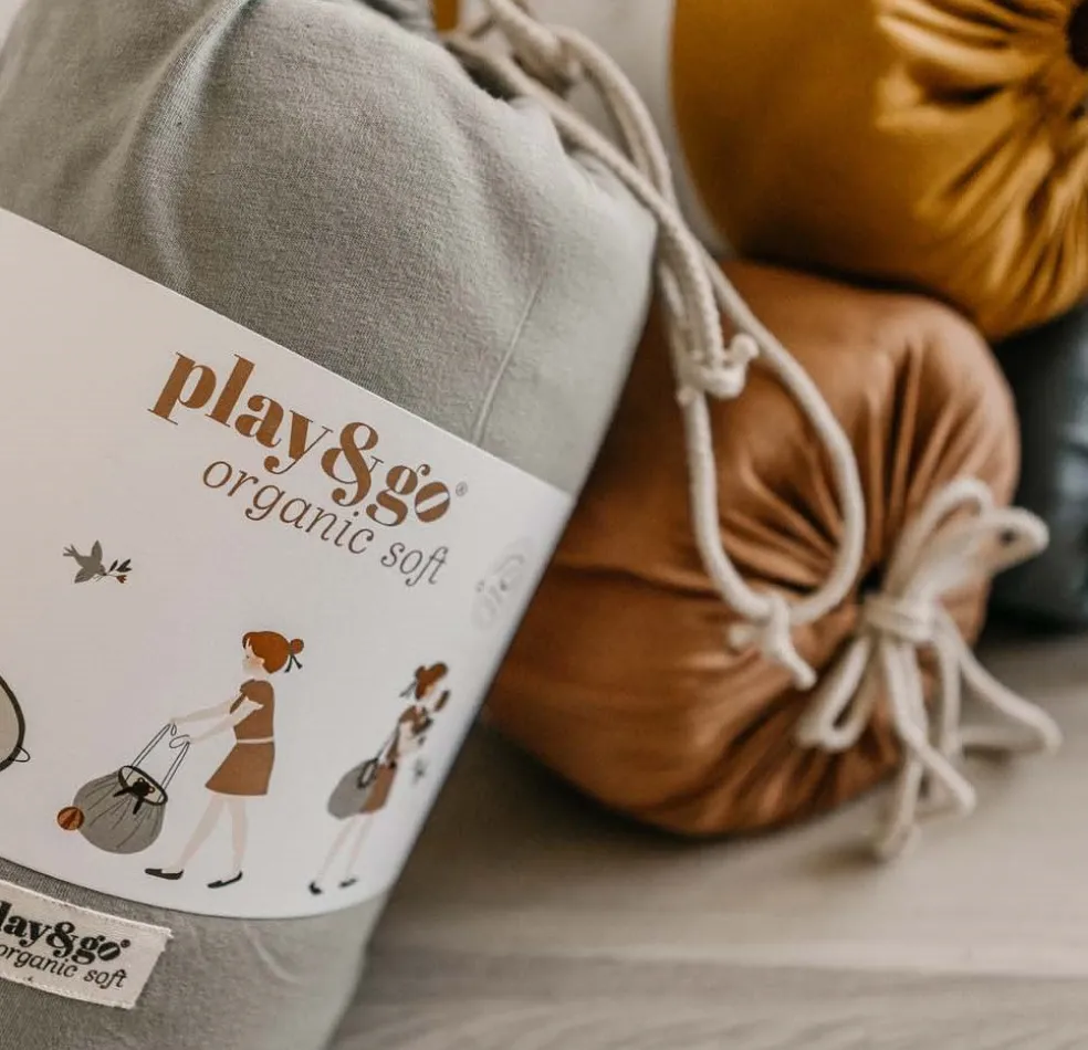 tapis_eveil_et_sac__lange_4-3.webp Tapis Eveil et Sac à Langer Meadow Green - Play and Go