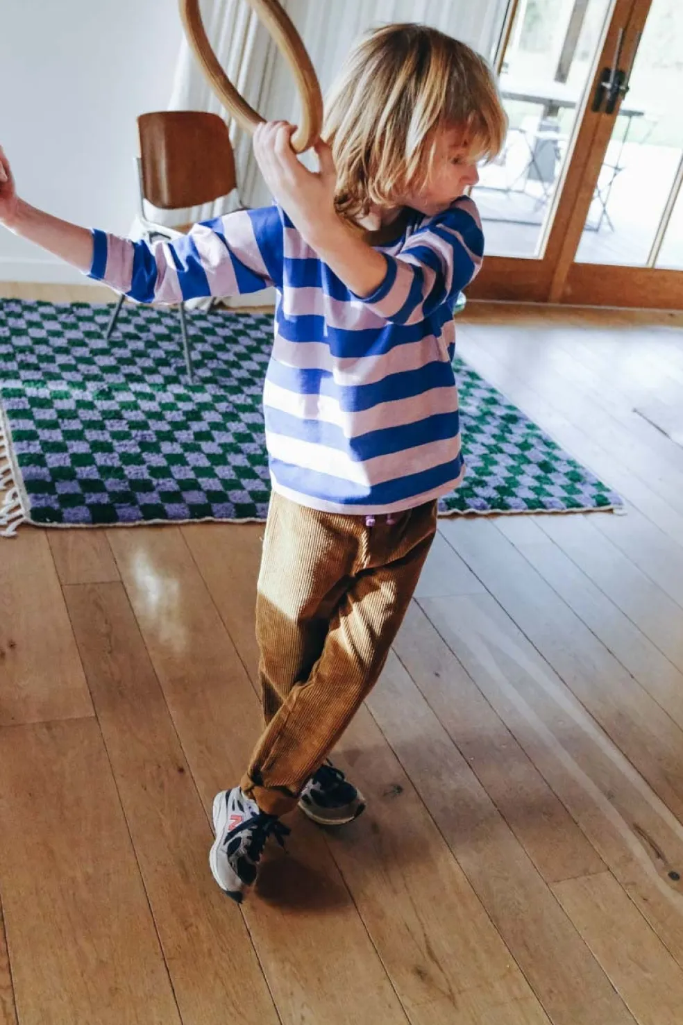 teeshirt_swann_ray_bleu___1.webp Tee-Shirt Swann Rayé Bleu - Marlot Paris